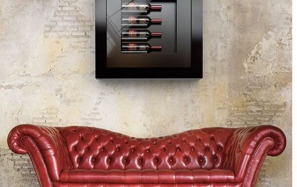 Une cave à vins à pendre au mur !